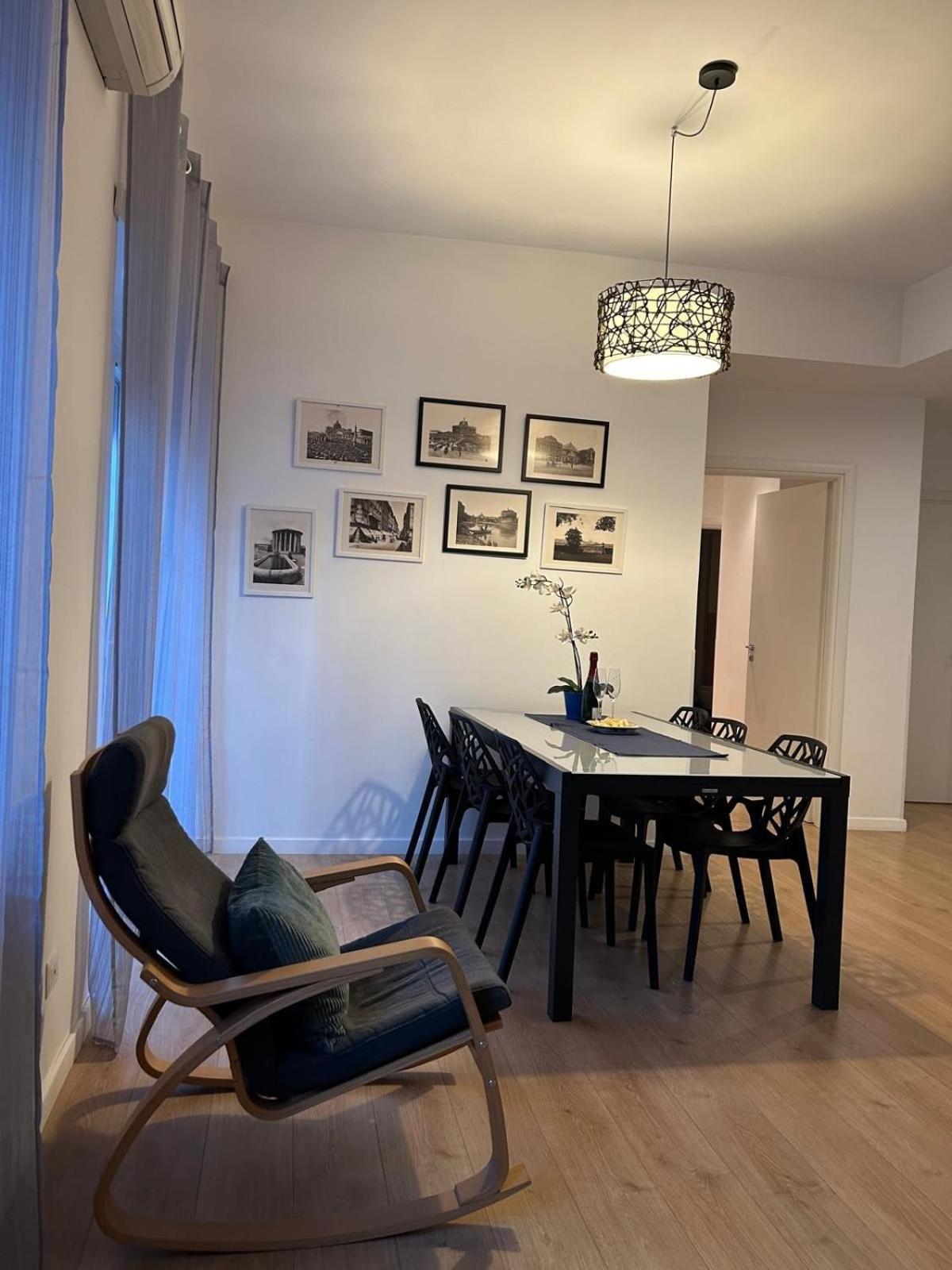 Interlude Apartment Rom